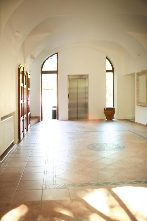 Hotel Dream Trnava Extérieur photo