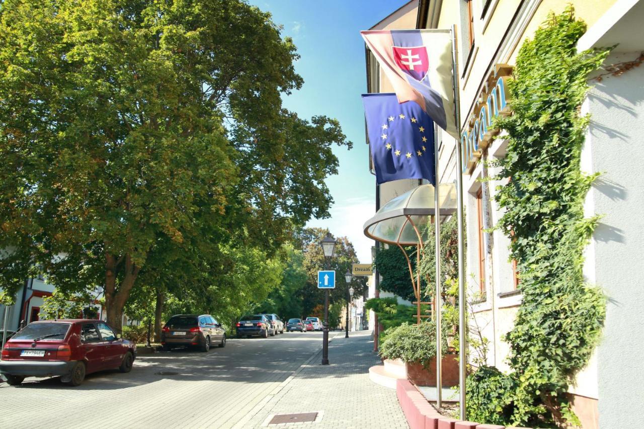 Hotel Dream Trnava Extérieur photo